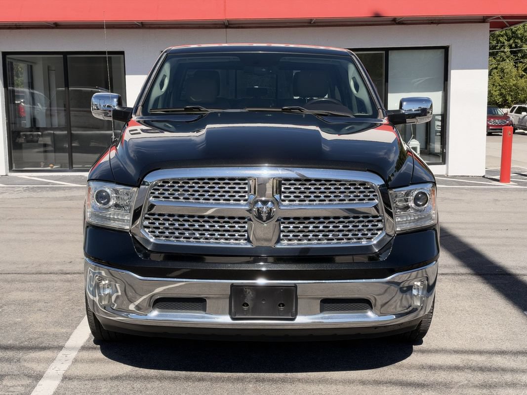 Used 2017 RAM 1500 Laramie w/ Convenience Group AWD/4WD image 9