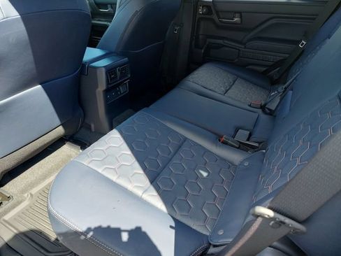 Used 2026 Toyota 4Runner Platinum AWD/4WD image 43