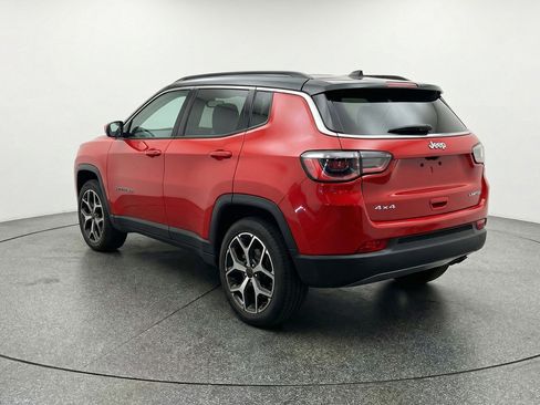 Used 2025 Jeep Compass Limited image 6