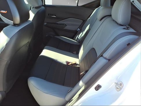 Used 2024 Nissan Kicks SR w/ SR Premium Package image 13