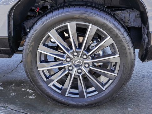 Used 2024 Lexus GX 550 w/ Cold Area Package image 13