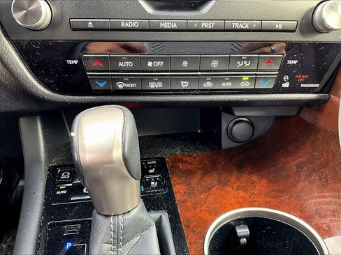 Used 2017 Lexus RX 350 AWD w/ Premium Package image 28