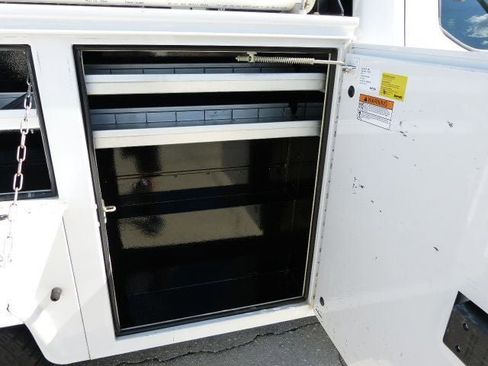 Used 2019 Ford F250 XL w/ Power Equipment Group image 22