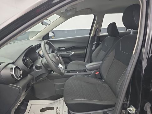 Used 2024 Nissan Kicks SV image 22