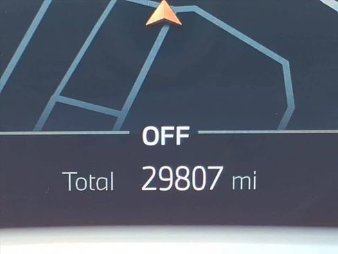 Used 2025 BMW 330i xDrive Sedan image 25