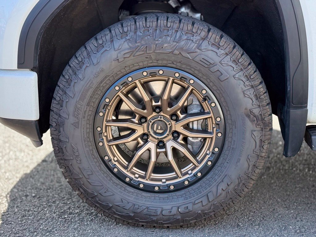 Used 2020 GMC Sierra 1500 Denali w/ Denali Ultimate Package AWD/4WD image 9