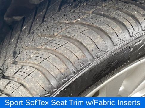 Used 2023 Toyota Camry SE image 7