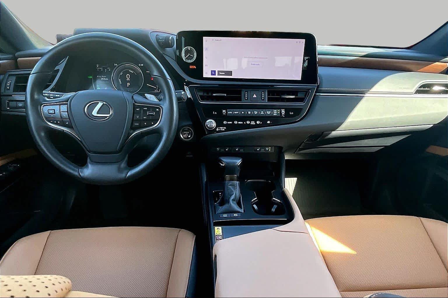 Used 2025 Lexus ES 300h w/ Premium Package FWD image 15
