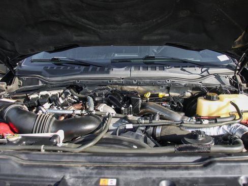 Used 2018 Ford F350 Platinum w/ Platinum Ultimate Package image 14