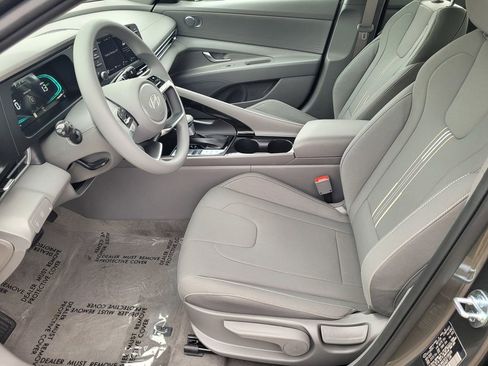 New 2026 Hyundai Elantra Blue image 8