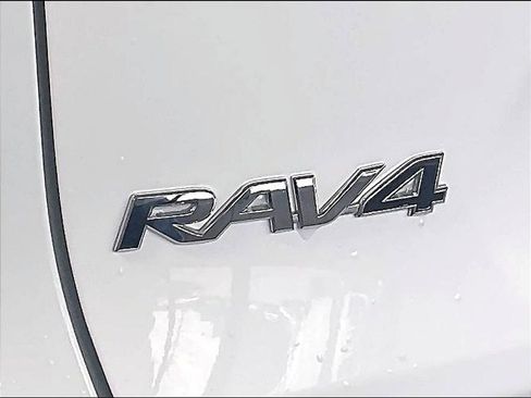 Used 2024 Toyota RAV4 XLE w/ Weather Package AWD/4WD image 28