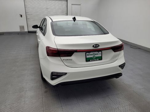 Used 2021 Kia Forte LXS FWD image 6
