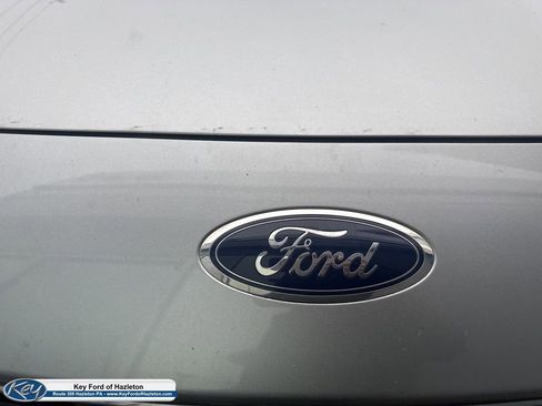 Used 2022 Ford Escape SE w/ Convenience Package image 18