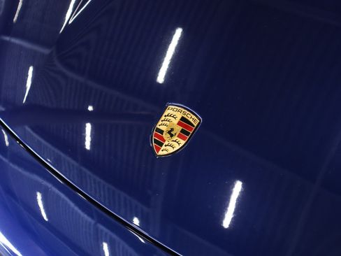 Used 2023 Porsche Taycan Turbo S image 29