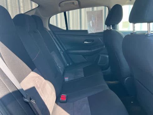 Used 2021 Nissan Sentra SR image 11