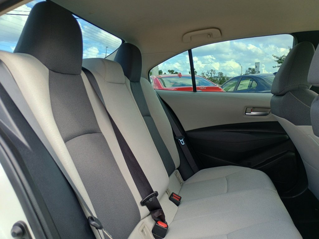 Used 2020 Toyota Corolla L FWD image 20