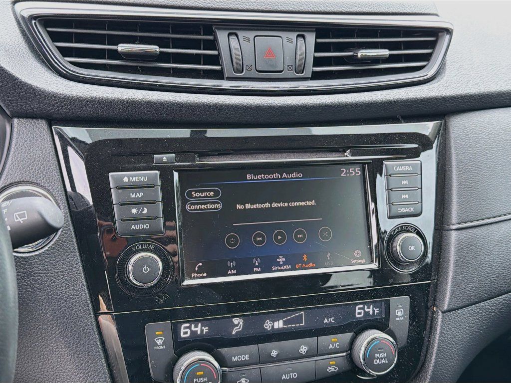 Used 2018 Nissan Rogue SV w/ Premium Package AWD/4WD image 11