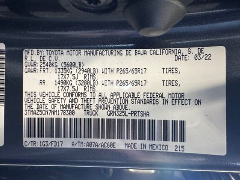 Used 2022 Toyota Tacoma TRD Sport w/ Technology Package RWD image 18