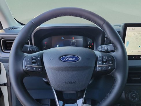 New 2025 Ford Maverick Lariat w/ Black Appearance Package image 12