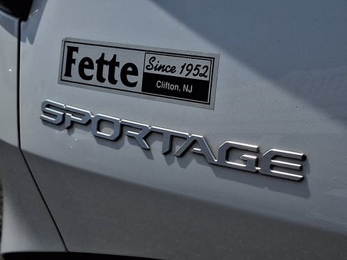 Certified 2023 Kia Sportage LX AWD/4WD image 29