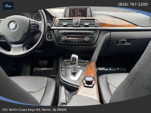 Used 2014 BMW 320i xDrive Sedan AWD/4WD image 16