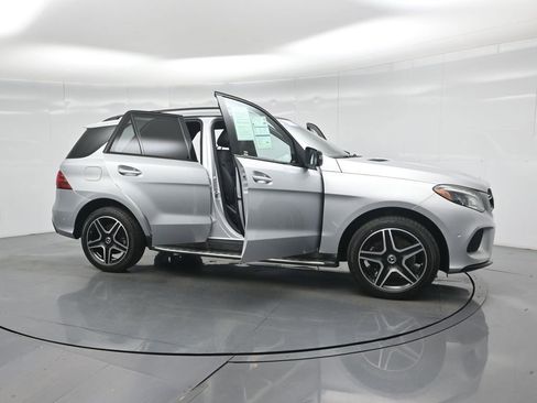 Used 2019 Mercedes-Benz GLE 400 4MATIC image 31