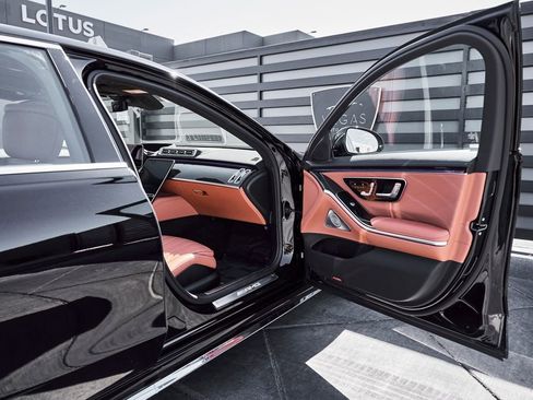 Used 2024 Mercedes-Benz S 63 AMG S image 23