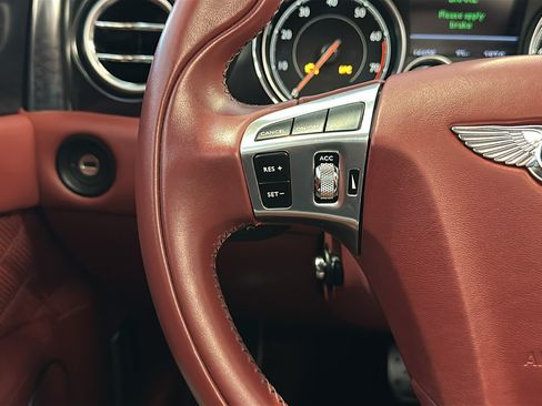 Used 2018 Bentley Flying Spur S W12 AWD/4WD image 21