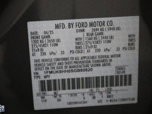 Certified 2025 Ford Explorer Platinum w/ LUX Leather Package image 13