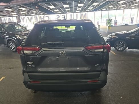 Used 2024 Toyota RAV4 LE FWD image 4