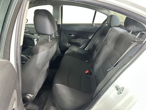 Used 2016 Chevrolet Cruze LT image 24