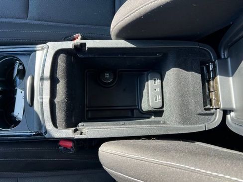 Used 2022 Dodge Charger SXT w/ Blacktop Package image 18