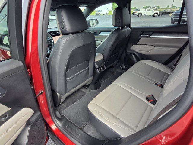 Used 2025 GMC Terrain Elevation w/ Elevation Premium Package AWD/4WD image 16