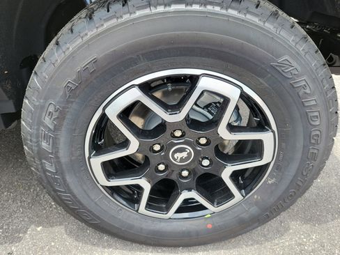 New 2026 Ford Bronco Outer Banks AWD/4WD image 7