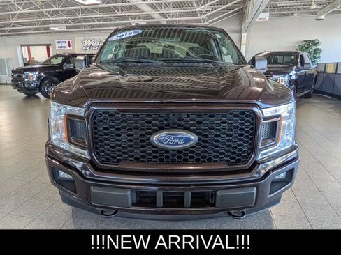 Used 2019 Ford F150 XL w/ Equipment Group 101A Mid AWD/4WD image 3
