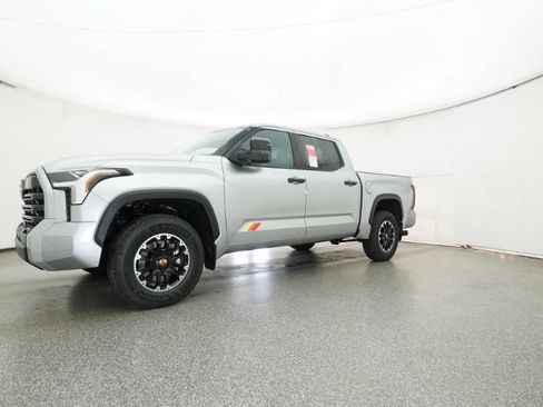 New 2026 Toyota Tundra SR5 AWD/4WD image 17