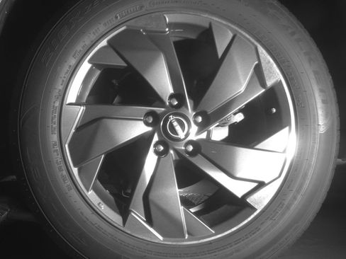 Used 2025 Nissan Rogue SV image 14