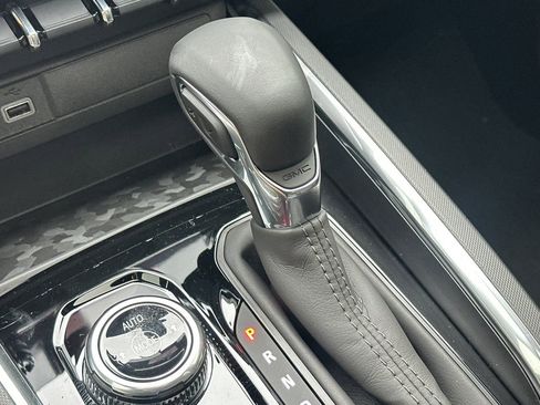 New 2026 GMC Canyon Elevation w/ Convenience Package image 23