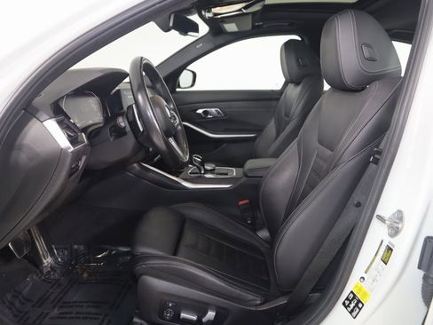 Used 2022 BMW 330i xDrive Sedan w/ M Sport Package image 12