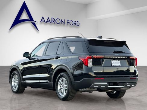 New 2026 Ford Explorer Active w/ Active Comfort Package RWD image 4