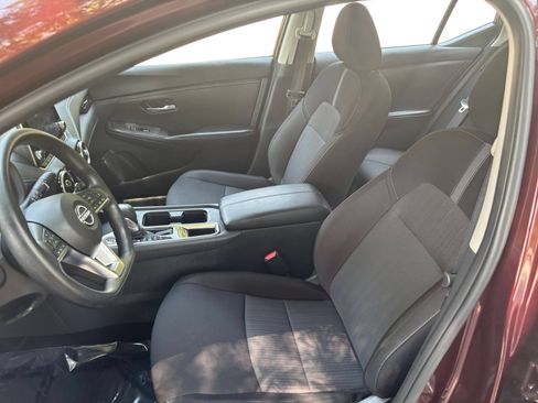 Used 2025 Nissan Sentra SV FWD image 22