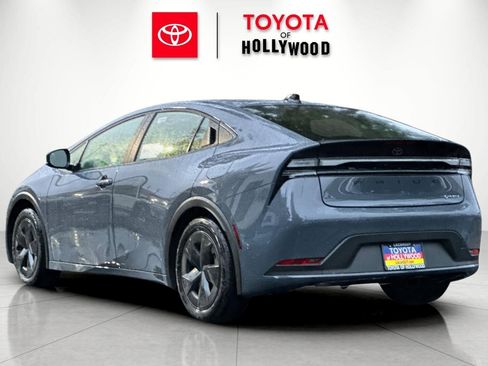 New 2026 Toyota Prius Plug-In Hybrid image 6