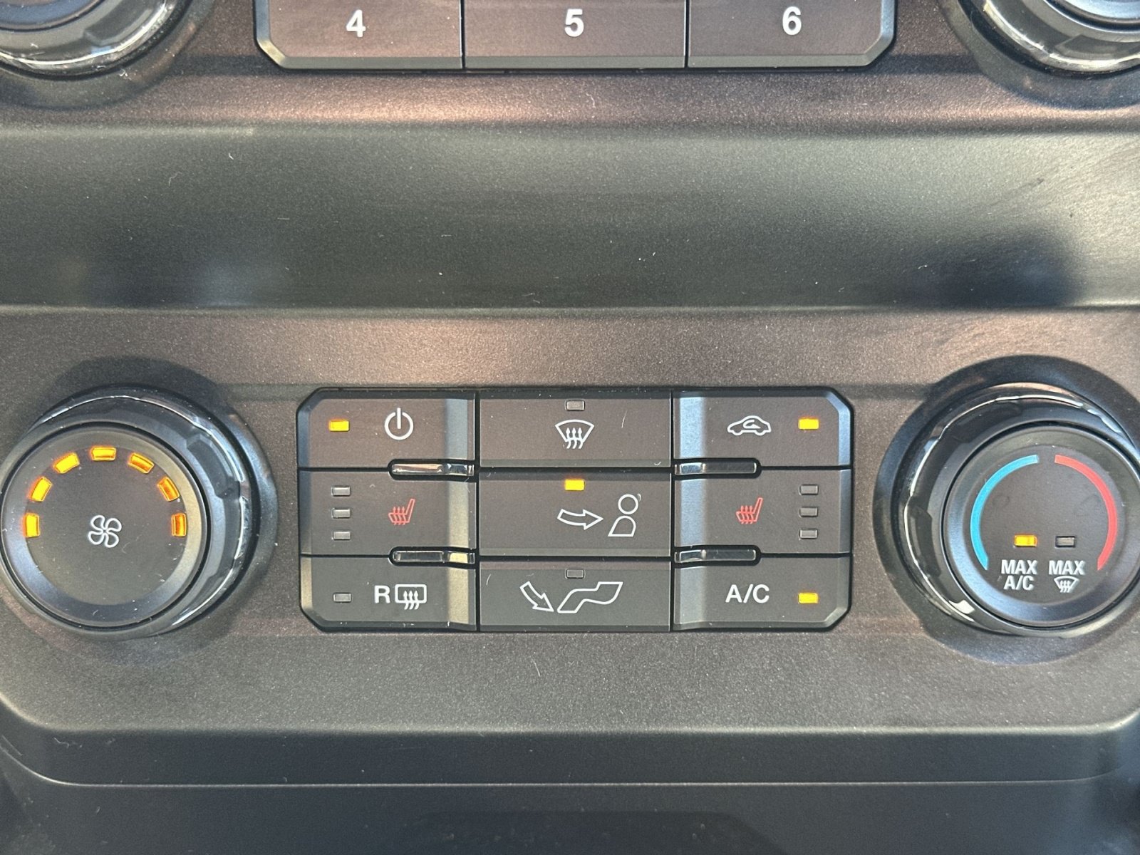 Used 2020 Ford F150 XLT w/ Equipment Group 302A Luxury AWD/4WD image 22