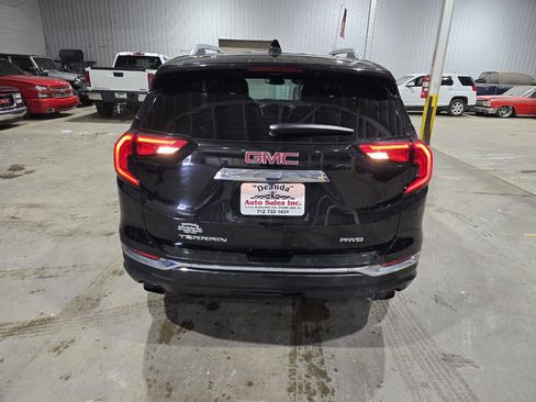 Used 2019 GMC Terrain Denali w/ Advanced Safety Package image 9