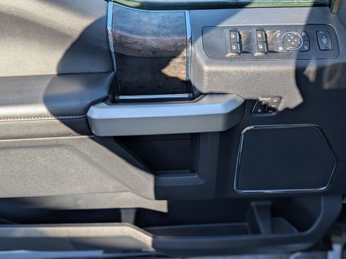 Used 2022 Ford F350 Lariat w/ Lariat Ultimate Package image 34