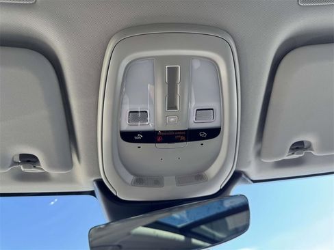 Certified 2023 Volvo XC60 B5 Plus image 30