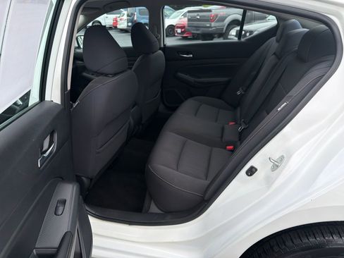 Used 2020 Nissan Altima 2.5 S AWD/4WD image 15