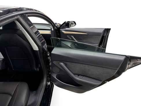 Certified 2023 Tesla Model 3 Standard Range RWD image 12