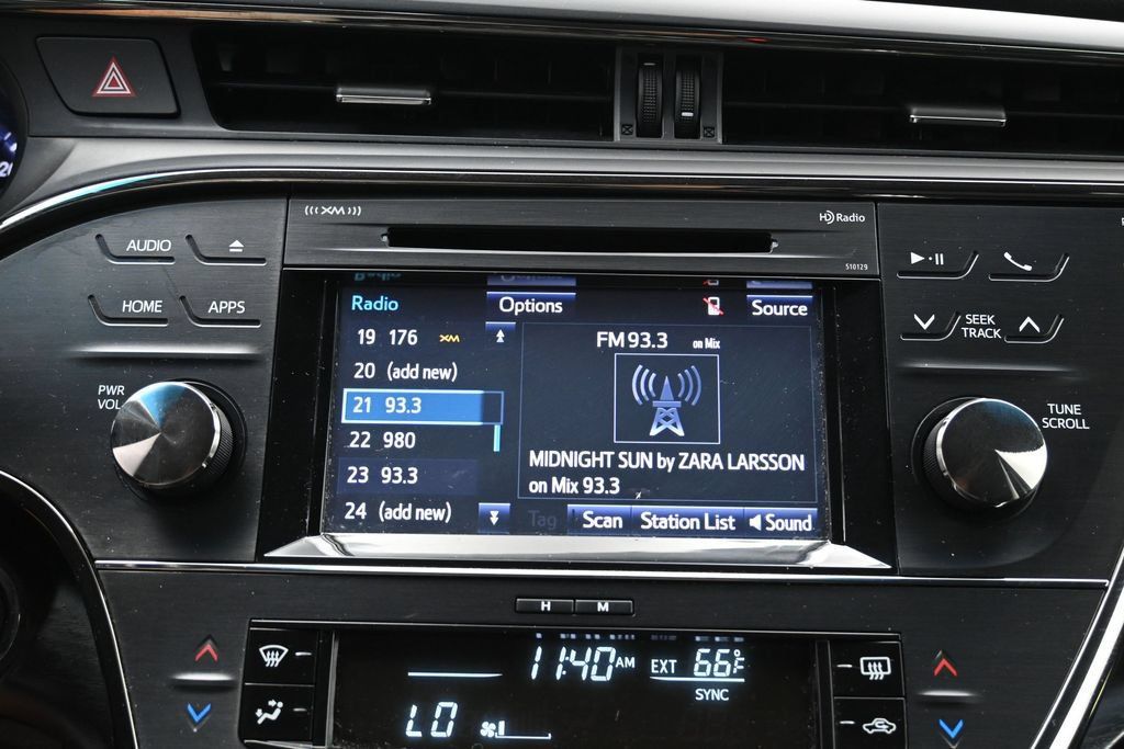 Used 2016 Toyota Avalon XLE FWD image 20