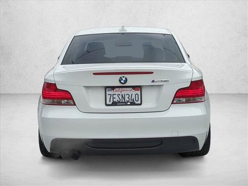 Used 2009 BMW 135i Coupe image 4